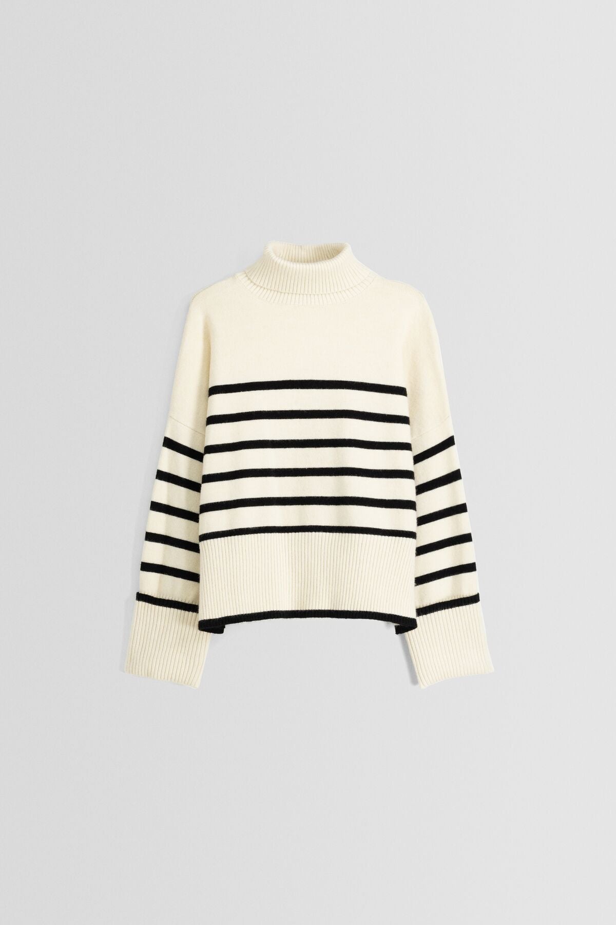 كنزة Bershka لون بيج