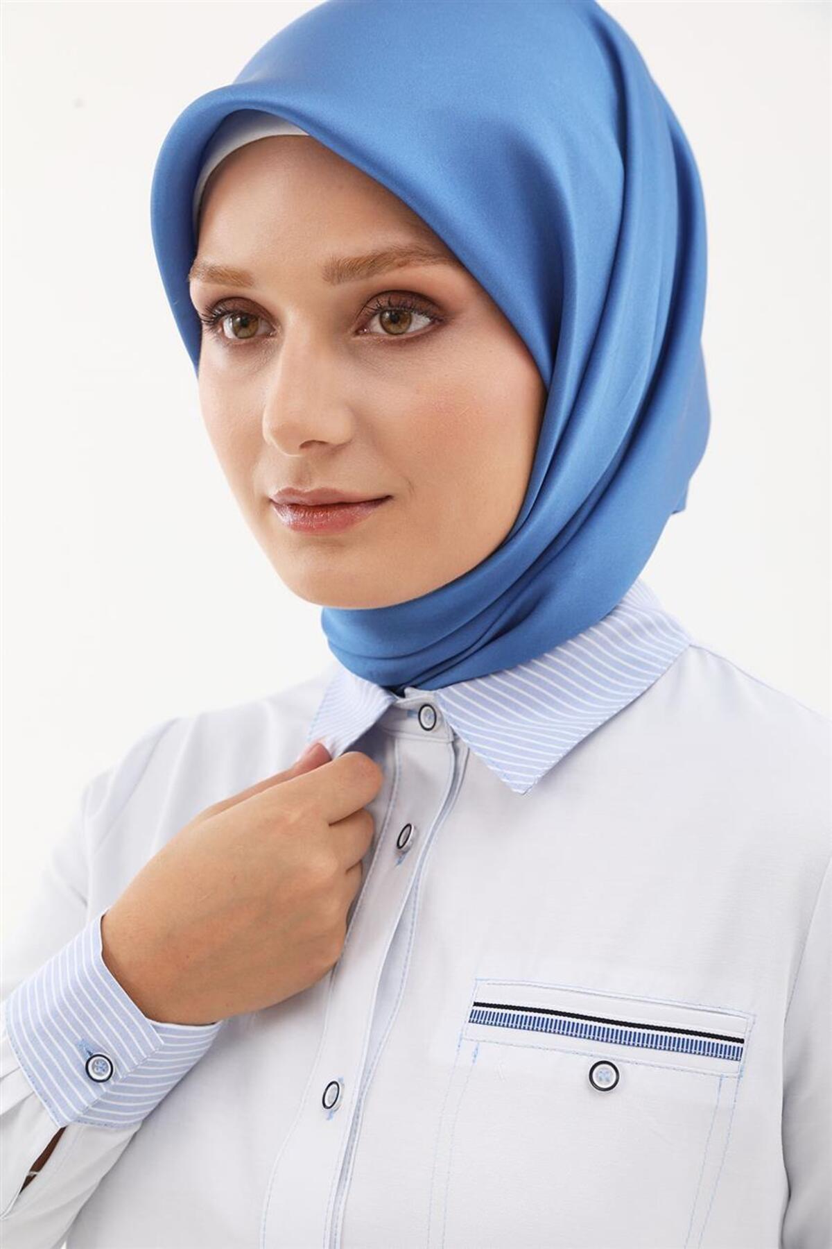 تونيك Doque لون أزرق