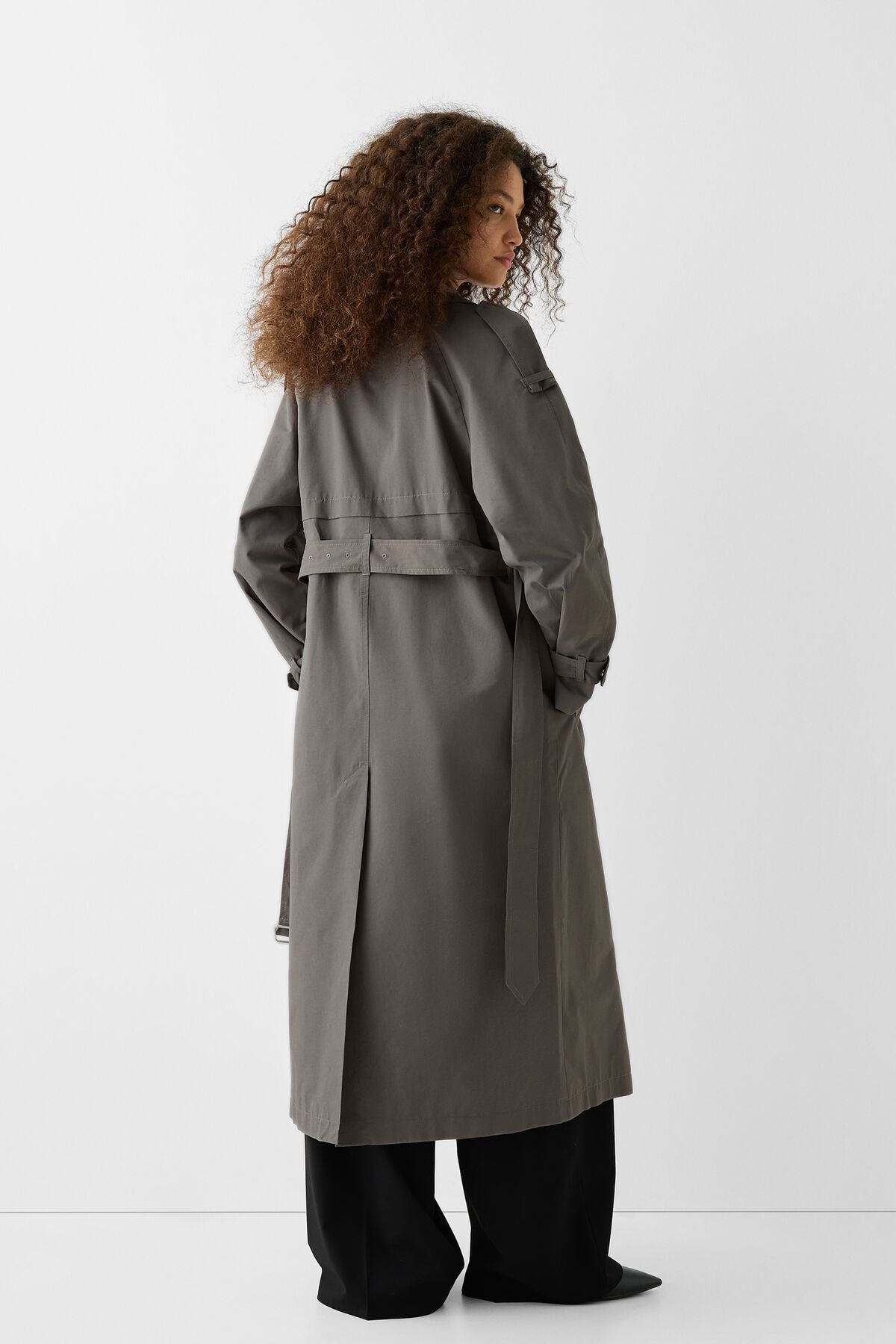 معطف Bershka لون رمادي