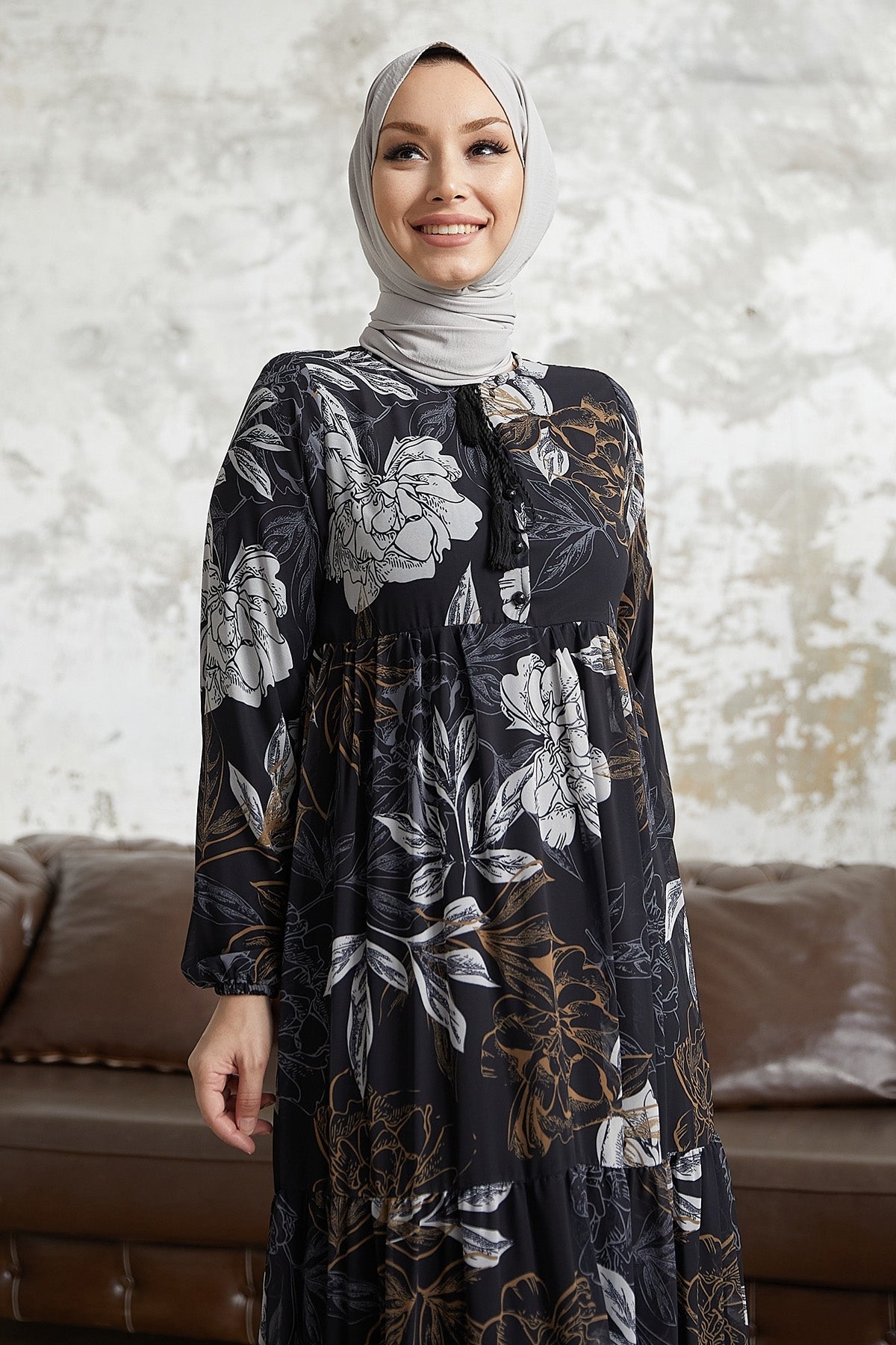فستان InStyle لون أسود