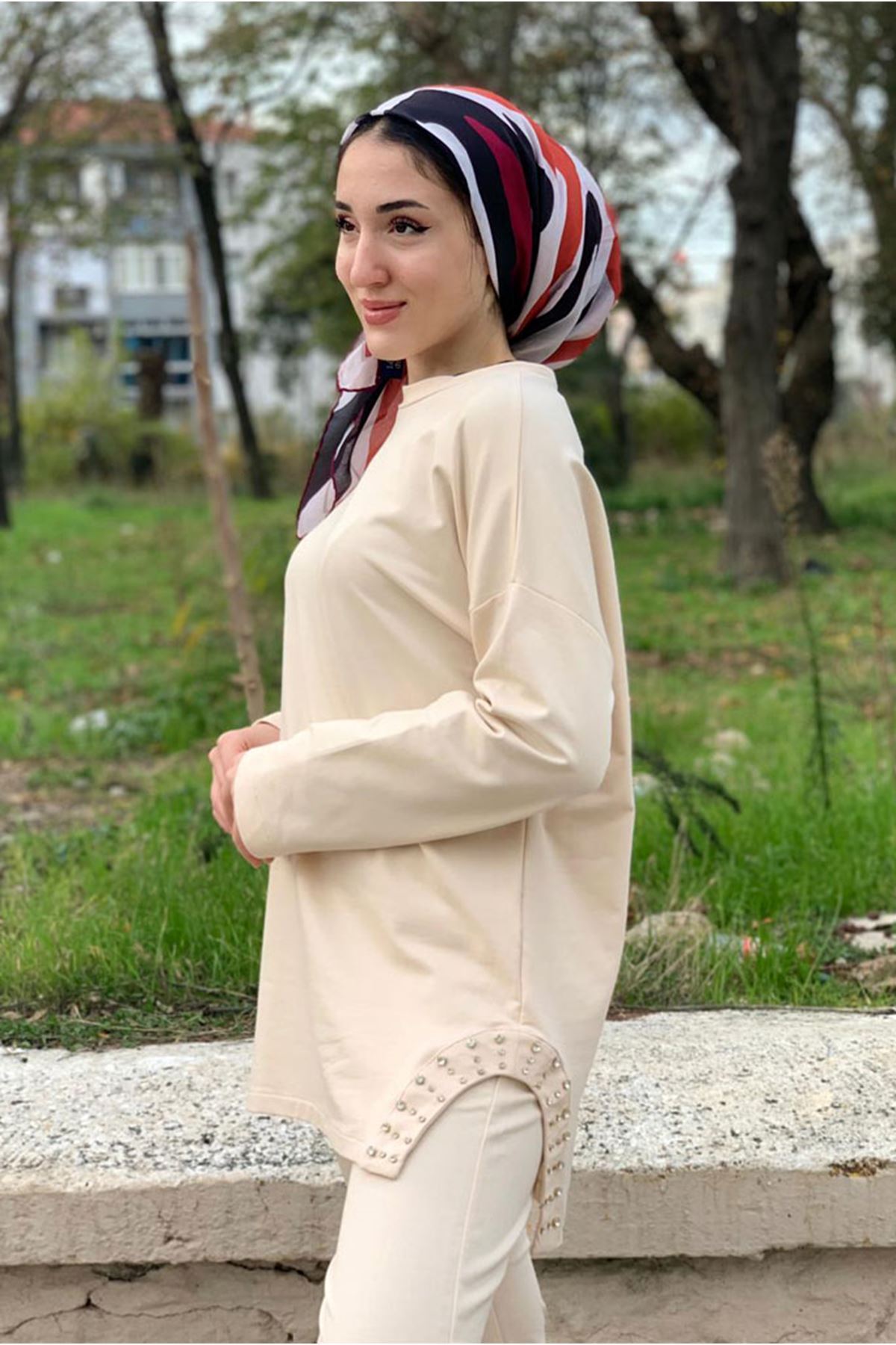 طقم رياضي Moda Rosa لون بيج