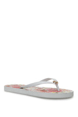 حذاء البحر Nine West لون أبيض