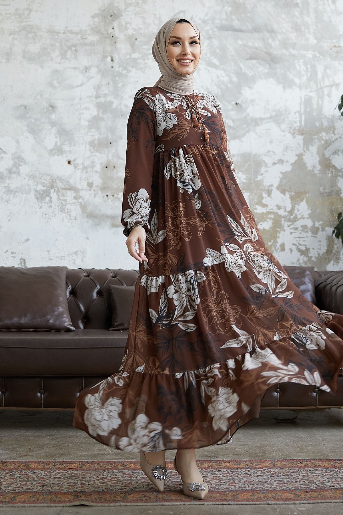 فستان InStyle لون بني