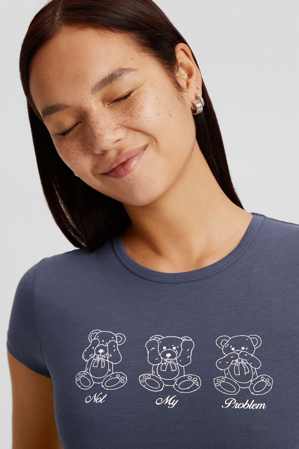 تيشيرت Bershka لون أزرق