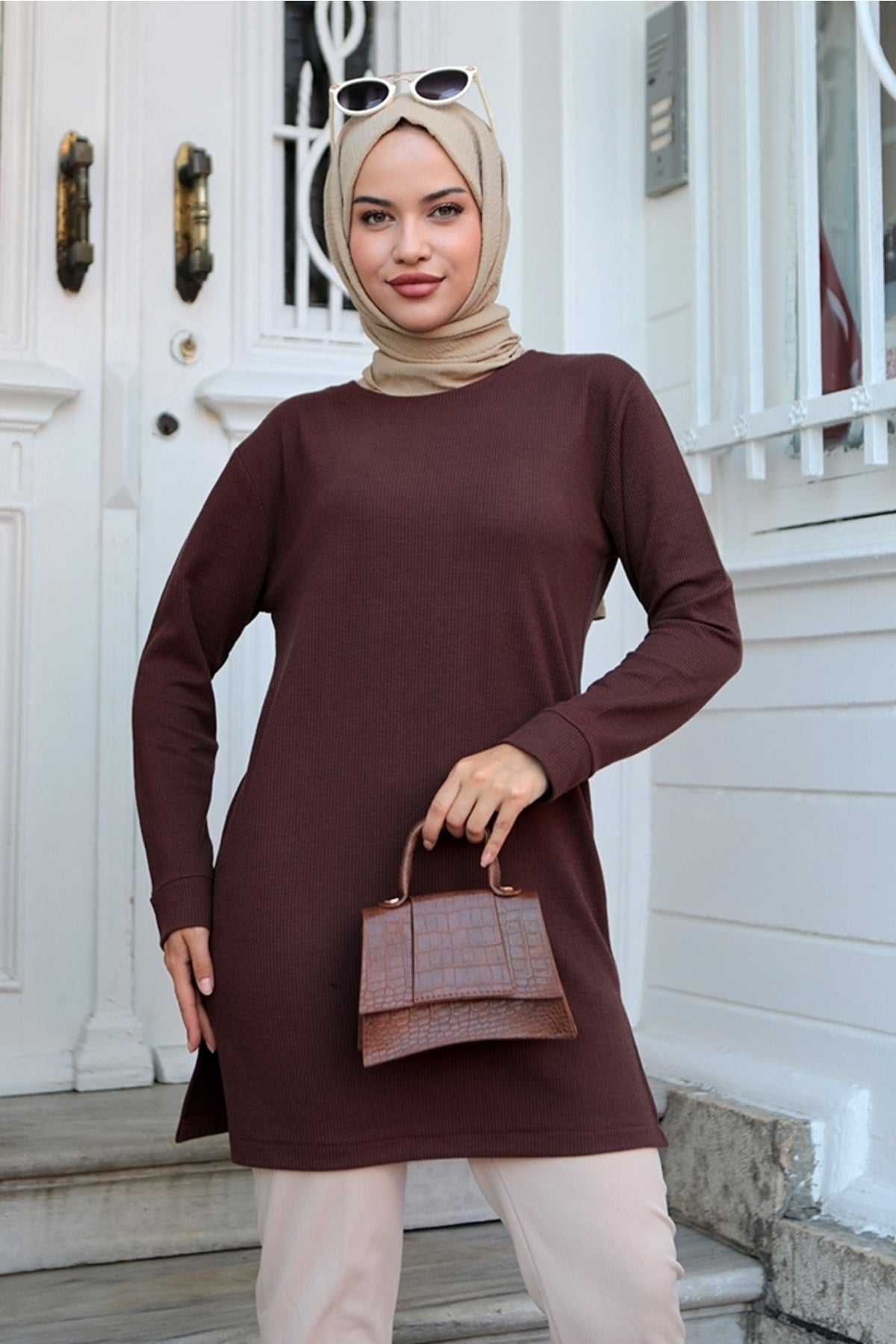 تونيك Bestenur لون بني