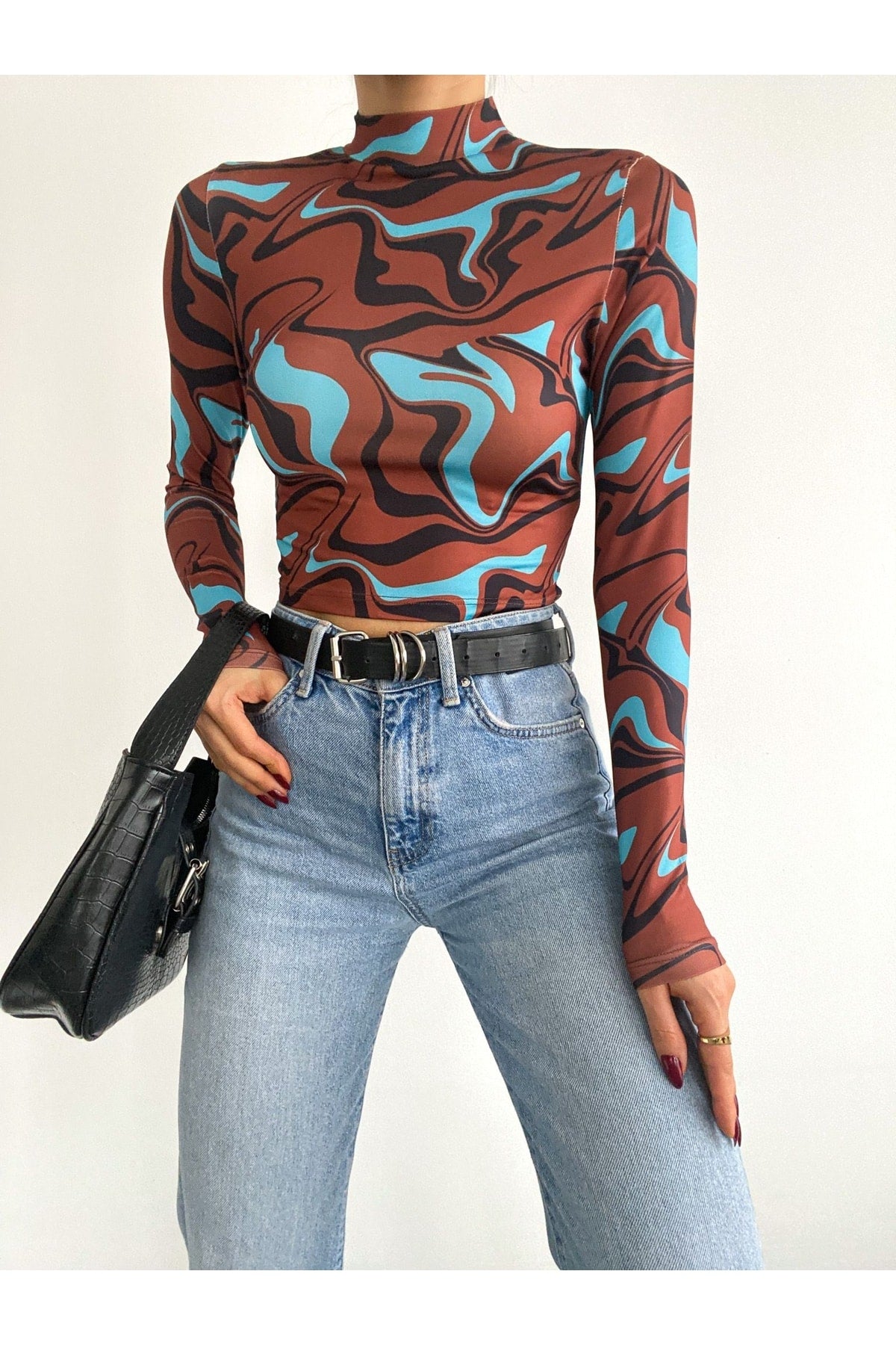 بلوزة alenmoda لون بني