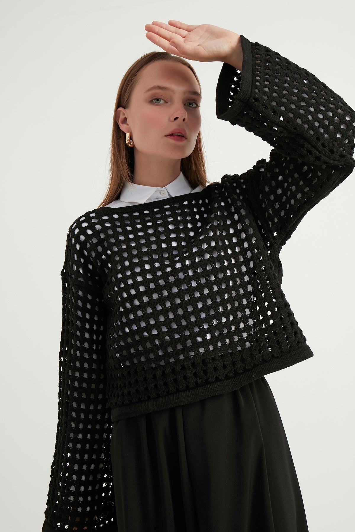 كنزة Birgül Bektaş لون أسود