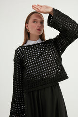 كنزة Birgül Bektaş لون أسود