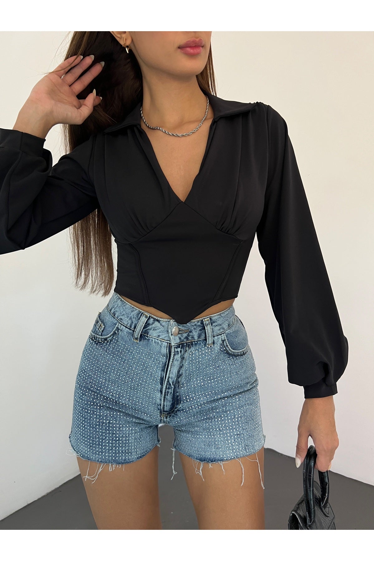 بلوزة Fav Style لون أسود