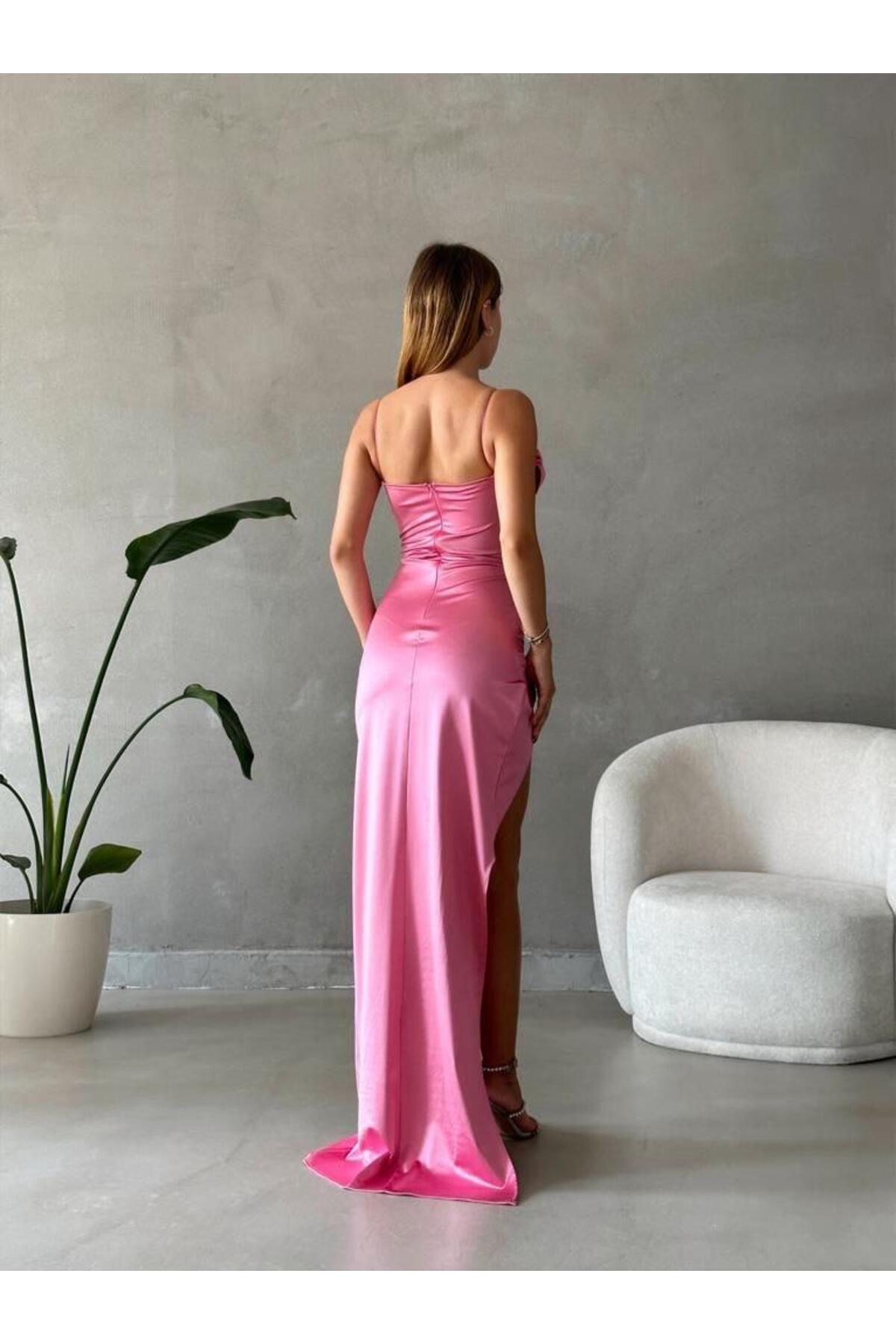 فستان سهرة mafdress لون زهري