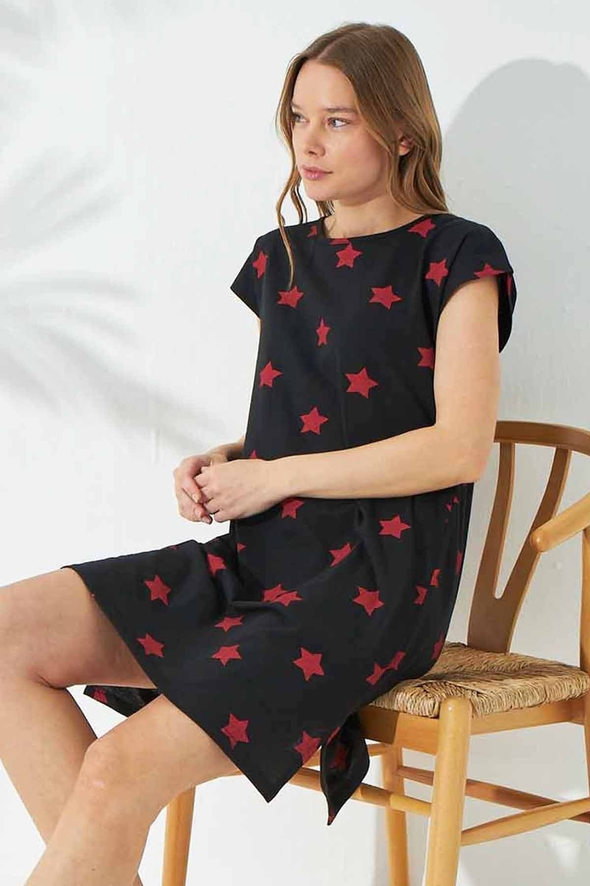 قميص النوم Siyah İnci لون أسود