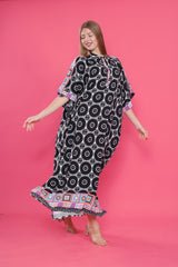 فستان mervemoda لون أسود