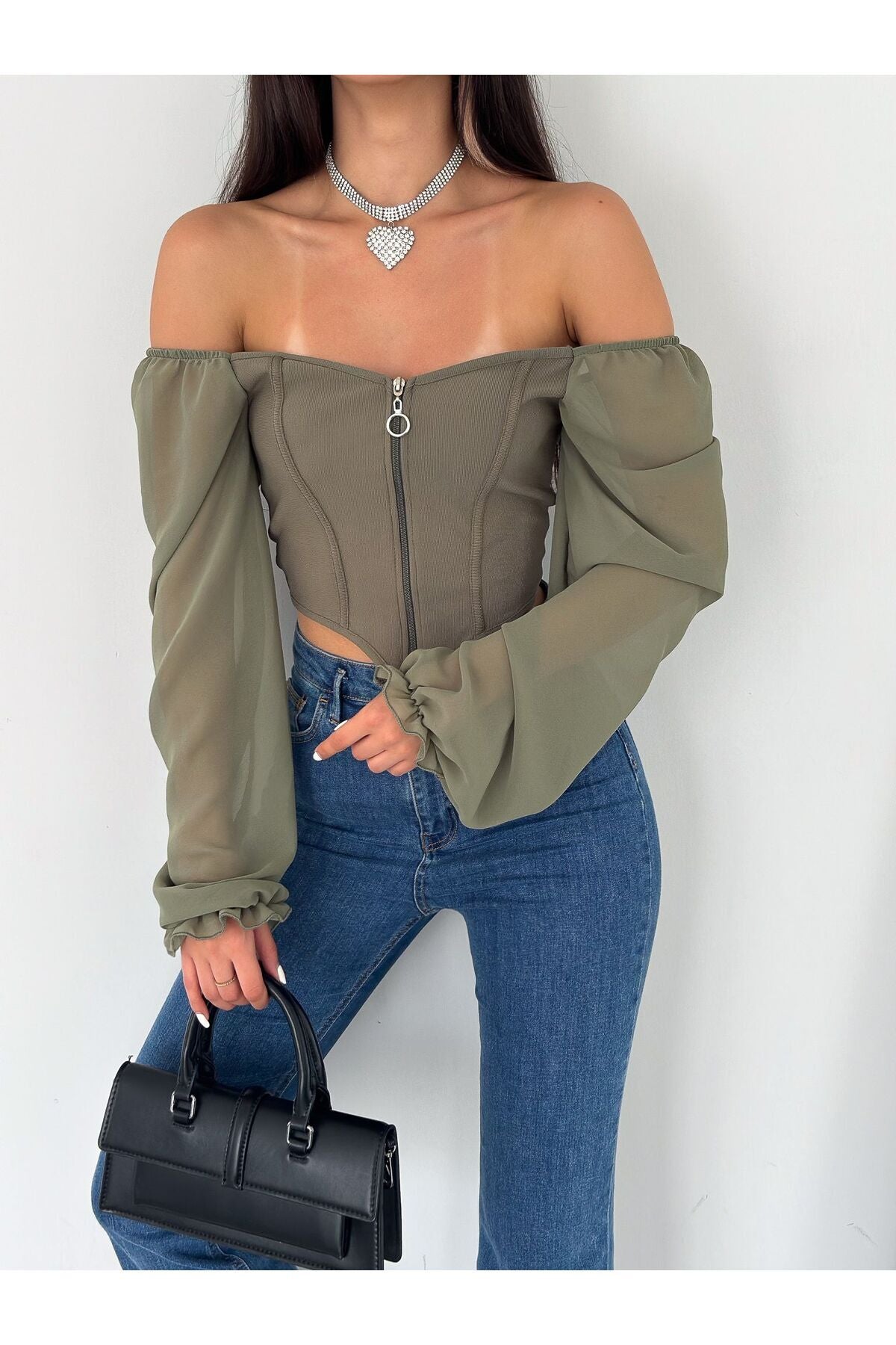 بلوزة alenmoda لون كاكي