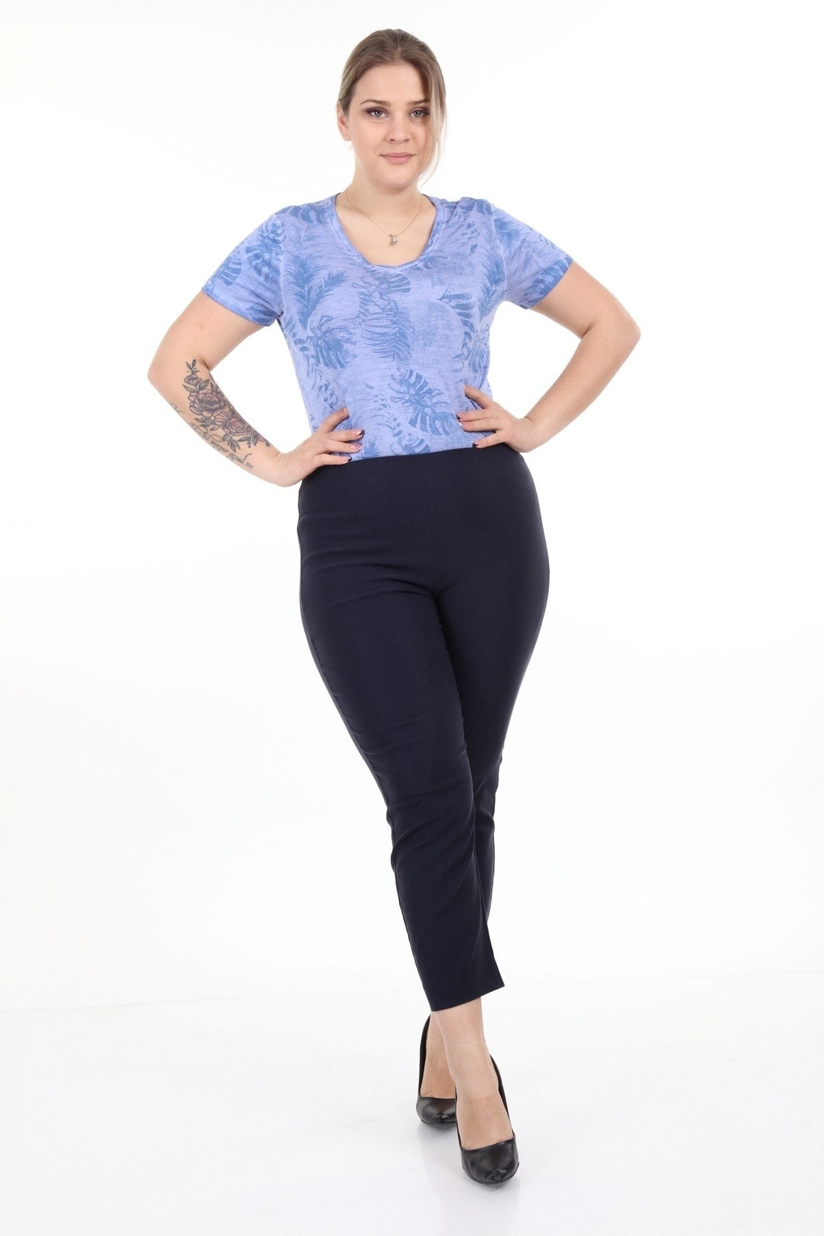 بنطال Genel Markalar لون أزرق غامق