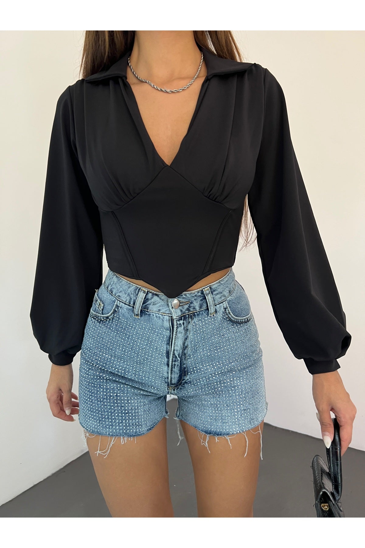 بلوزة Fav Style لون أسود