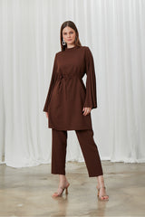 طقم Birgül Bektaş لون بني