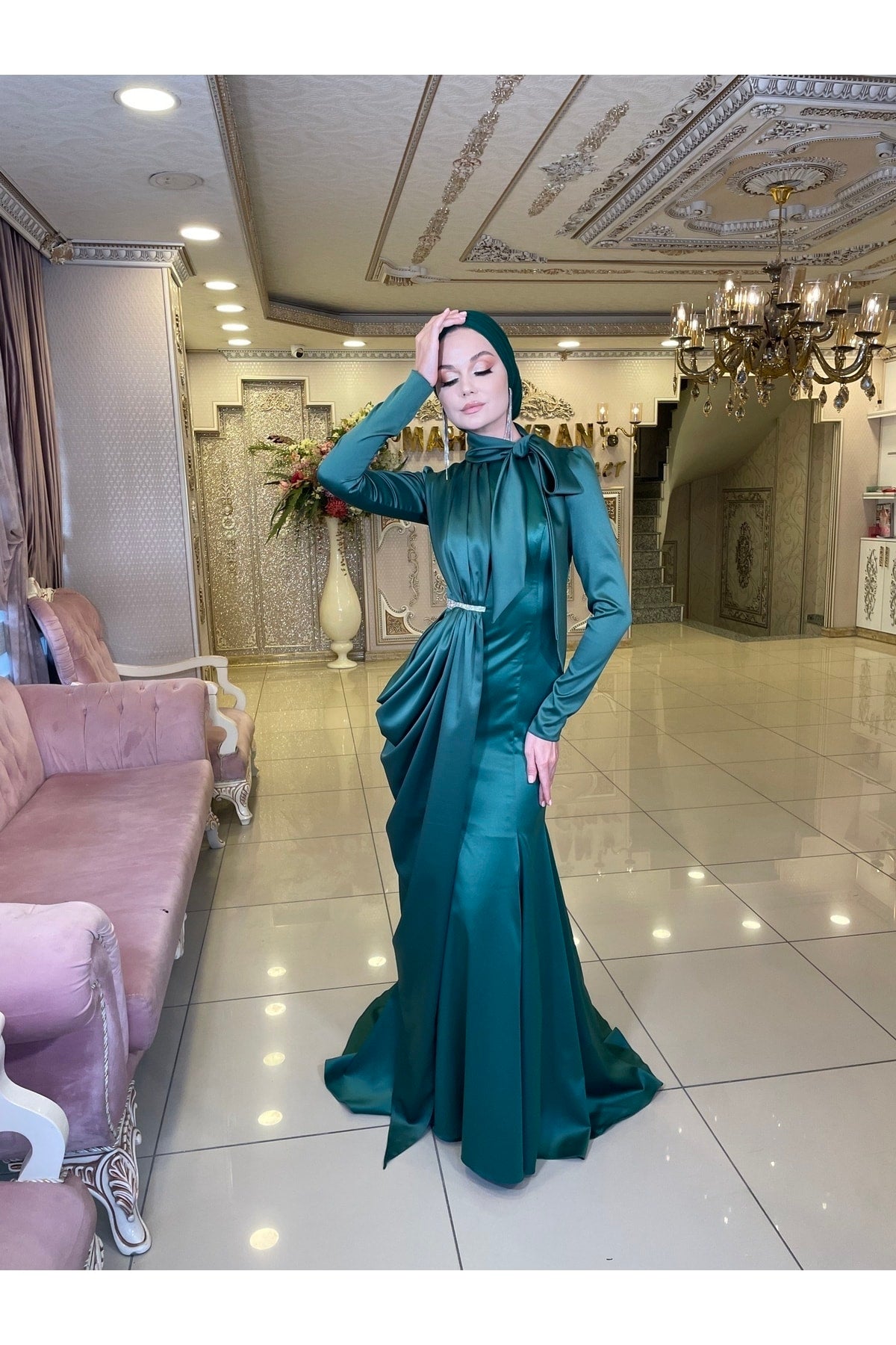 فستان سهرة MAHİDEVRAN لون أخضر