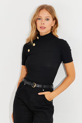 بلوزة Cool & Sexy لون أسود
