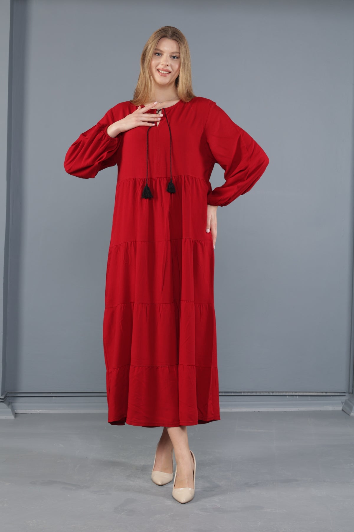 فستان mervemoda لون أحمر