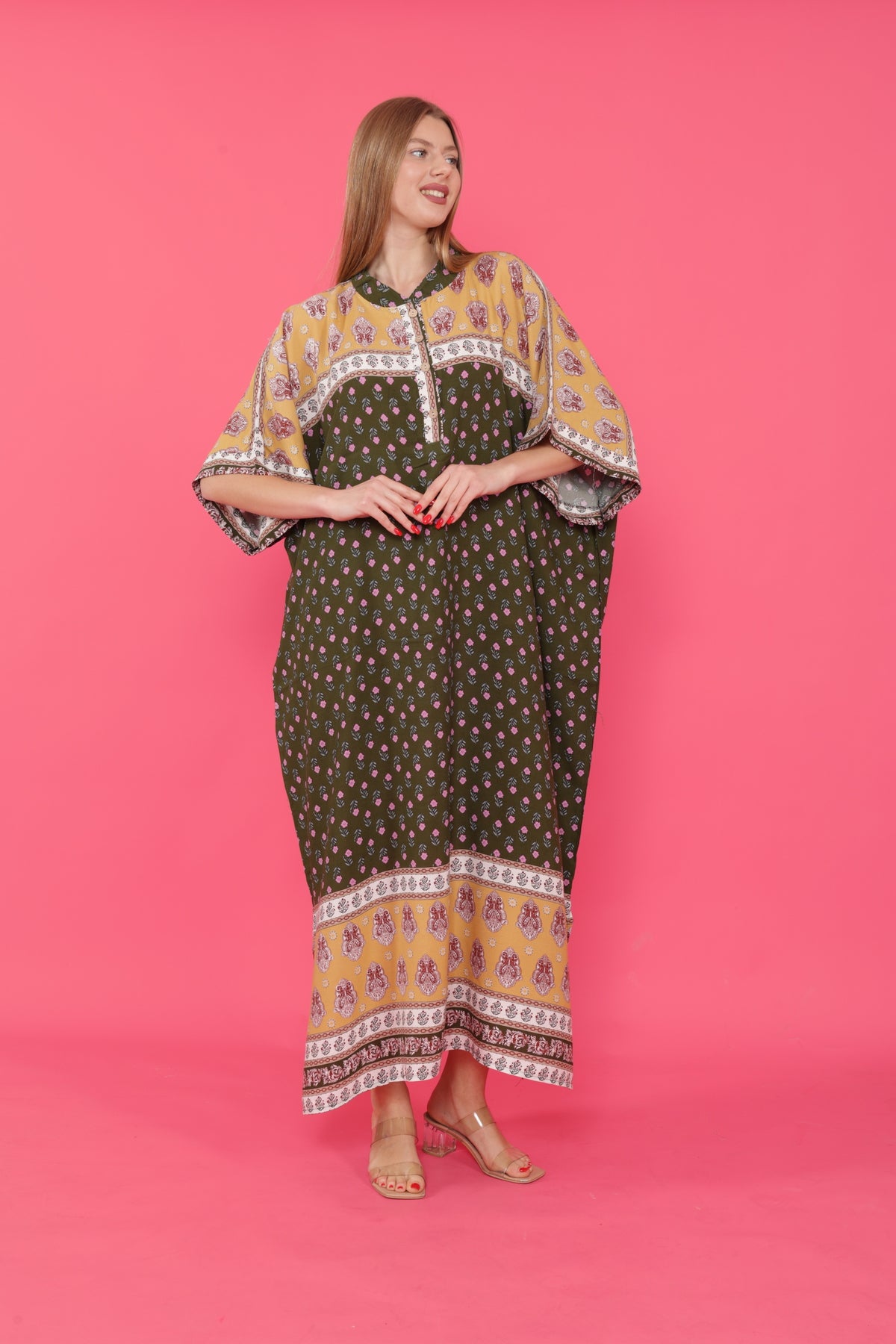 فستان mervemoda لون أخضر