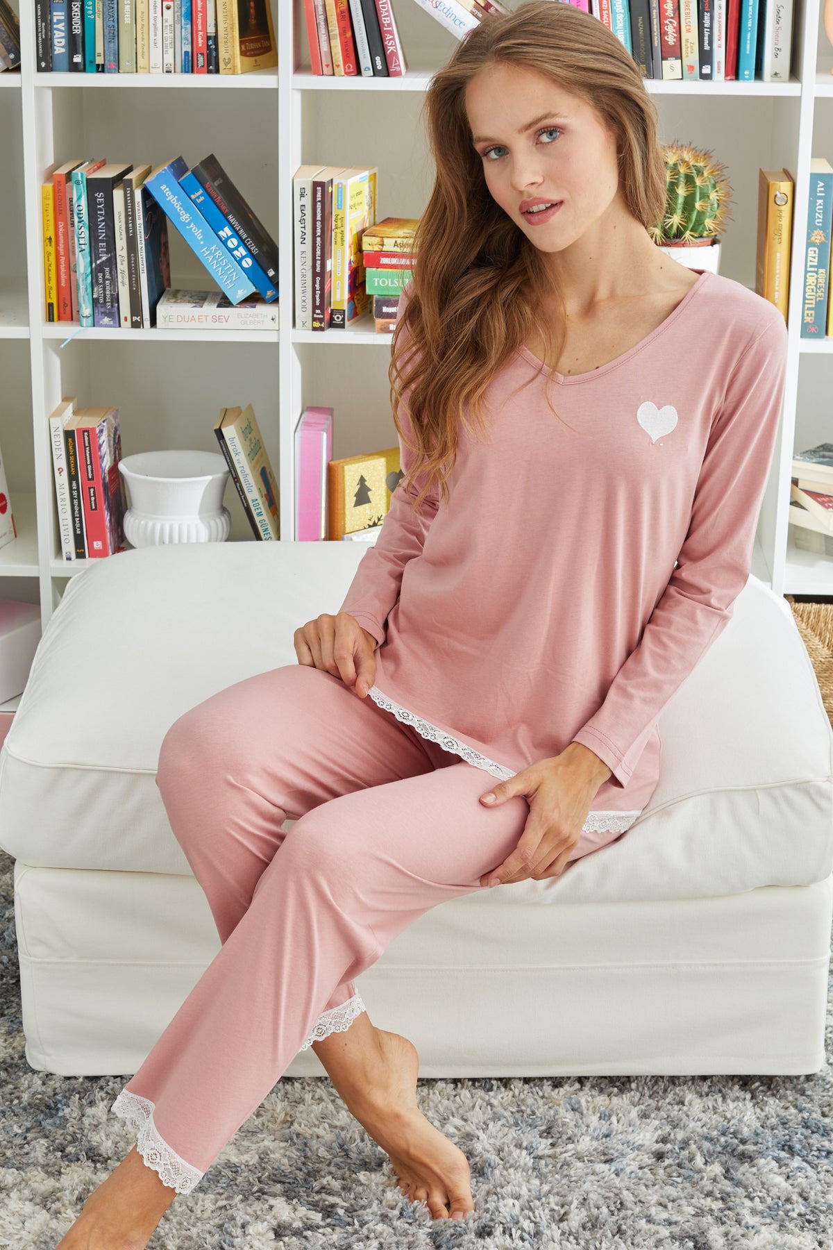 طقم بيجاما Siyah İnci لون زهري