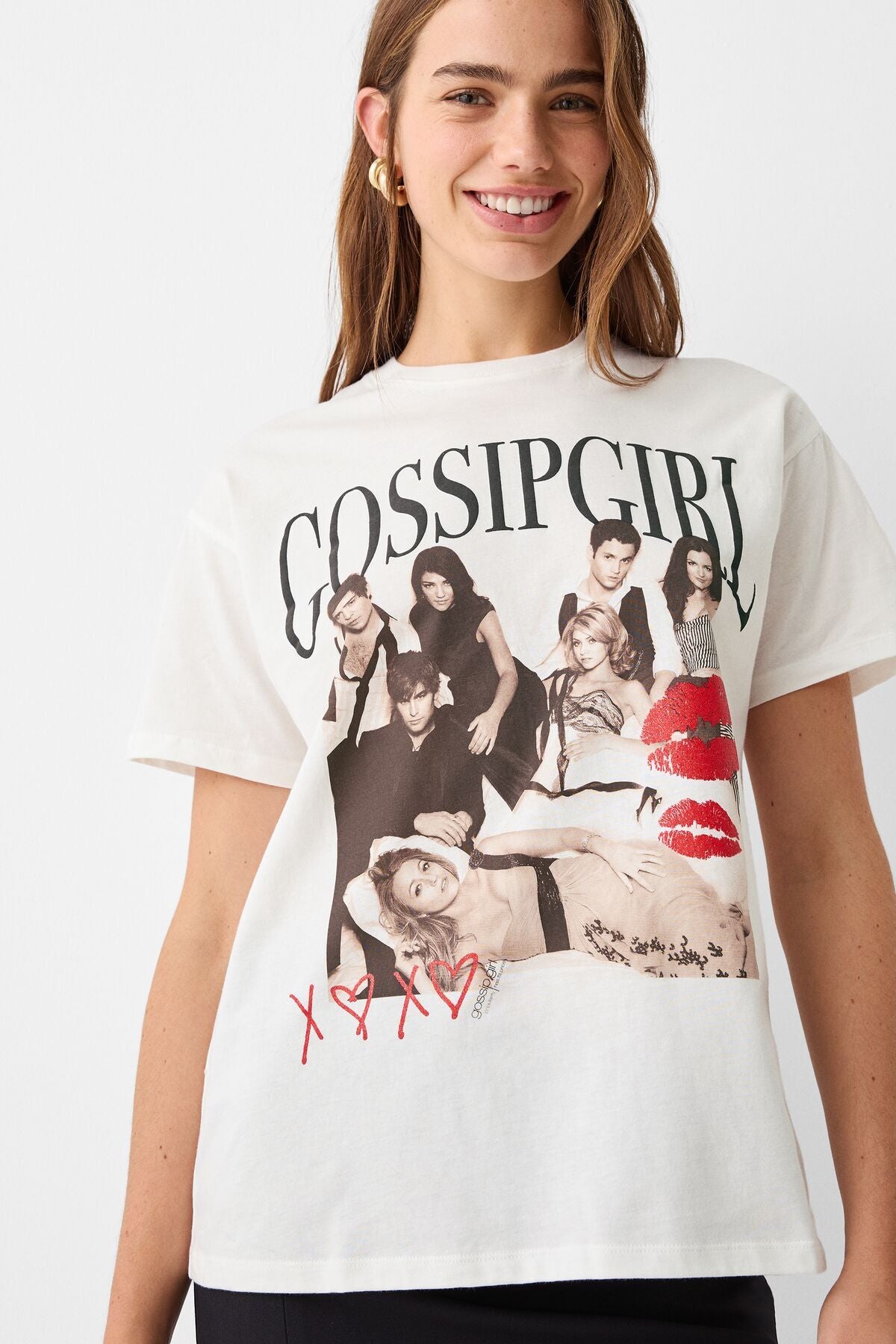 تيشيرت Bershka لون بيج