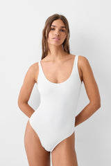 جسم Bershka لون أبيض