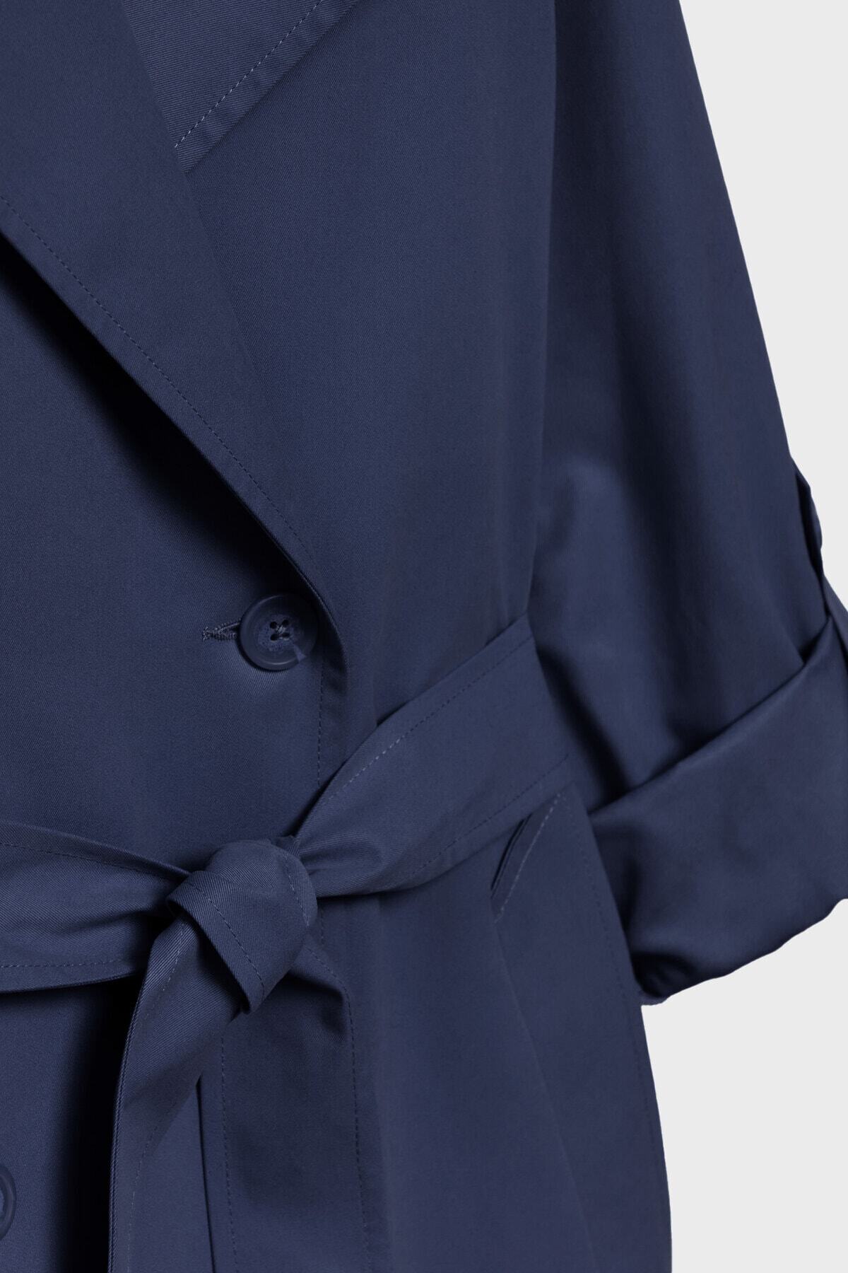ترانشكوت Stradivarius لون أزرق غامق