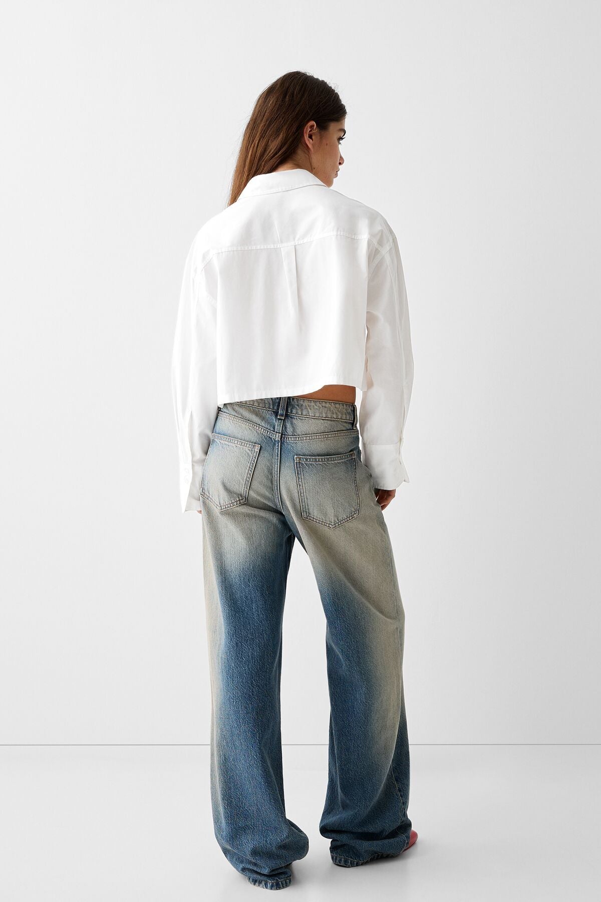 قميص Bershka لون أبيض