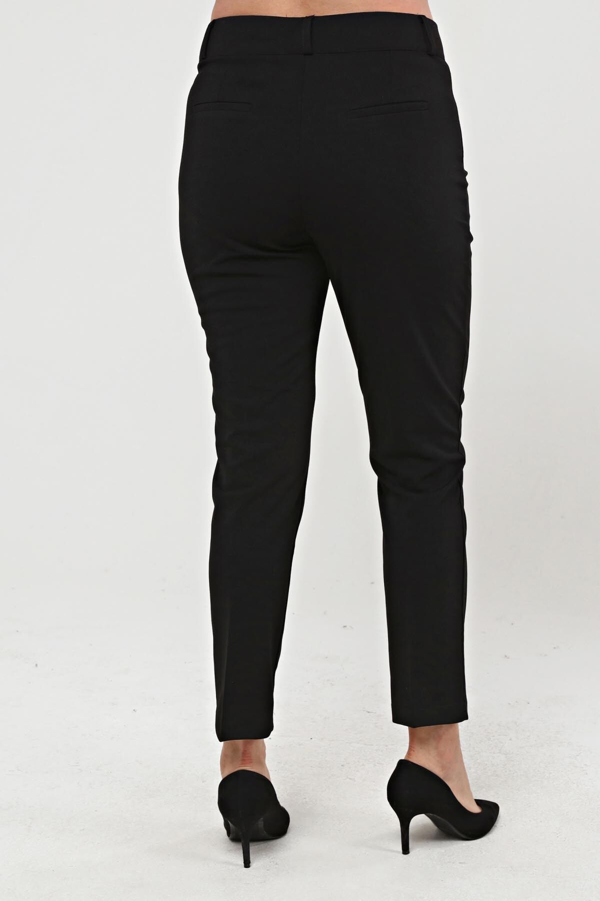 بنطال Zer Otantik لون أسود