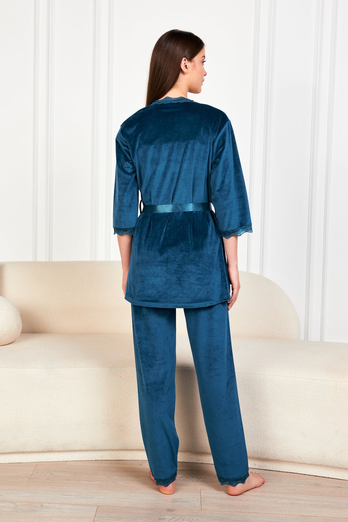 طقم بيجاما Ecrou لون أزرق غامق