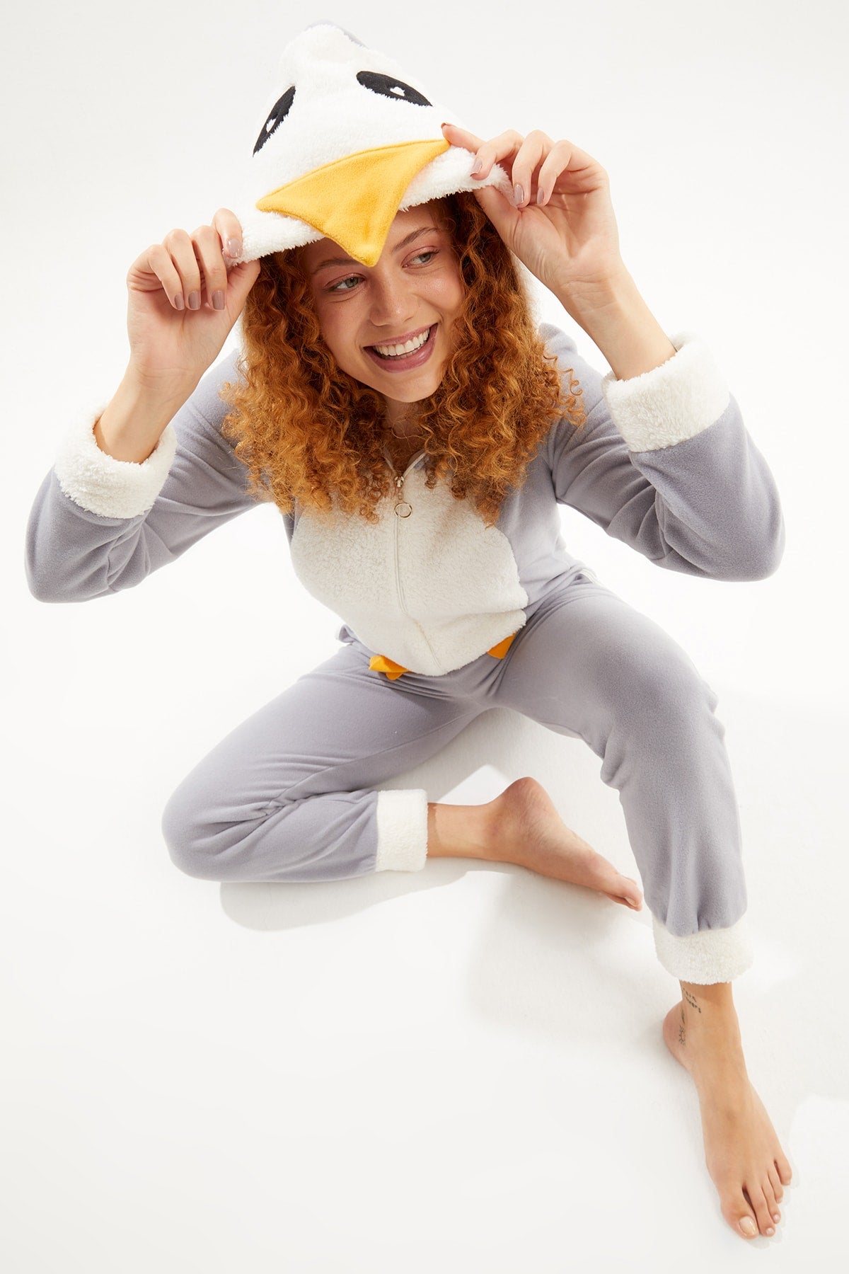 طقم بيجاما Ecrou لون رمادي