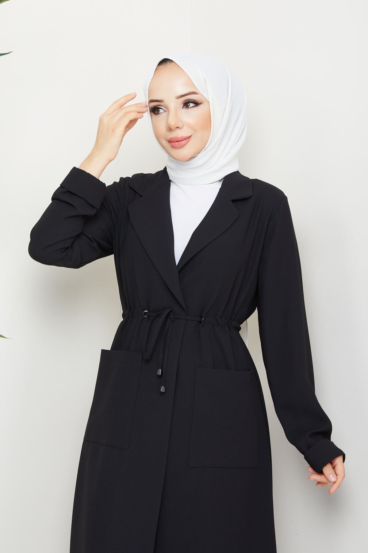 عباية BELLİNA لون أسود