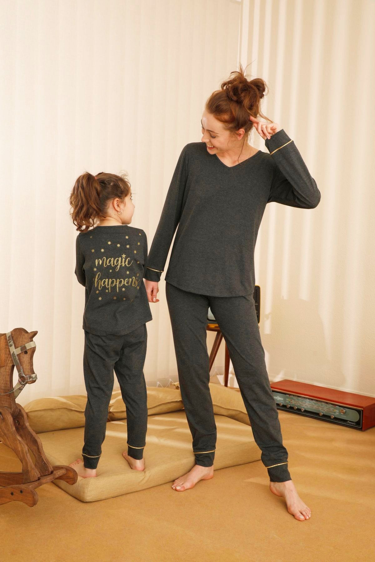 طقم بيجاما Siyah İnci لون رمادي