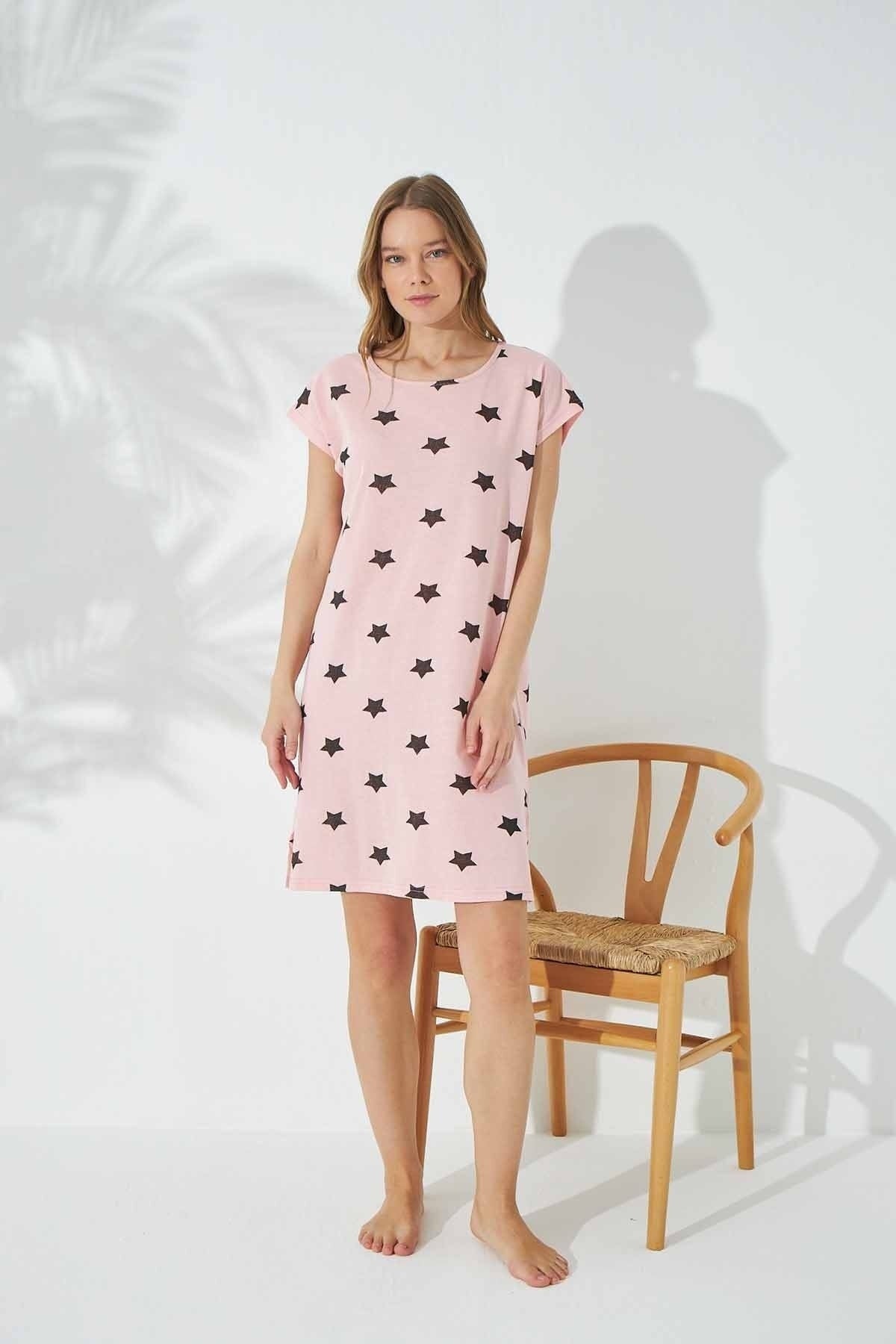 قميص النوم Siyah İnci لون زهري