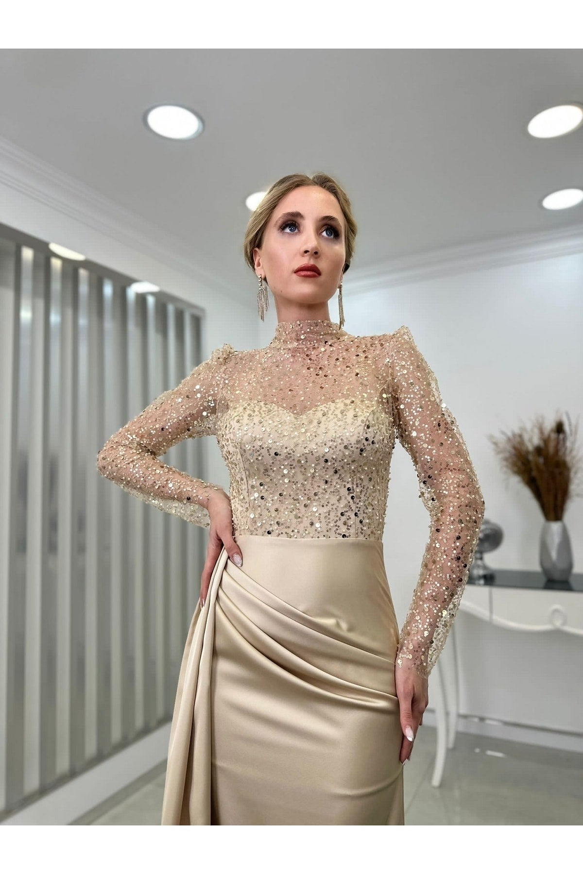 فستان سهرة Rana Zenn لون ذهبي