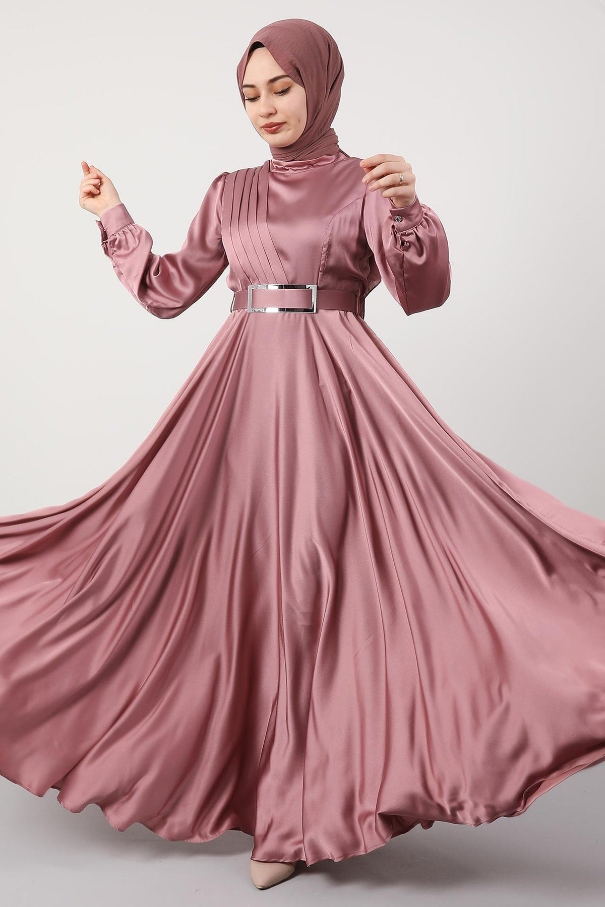 فستان سهرة giz astore لون زهري