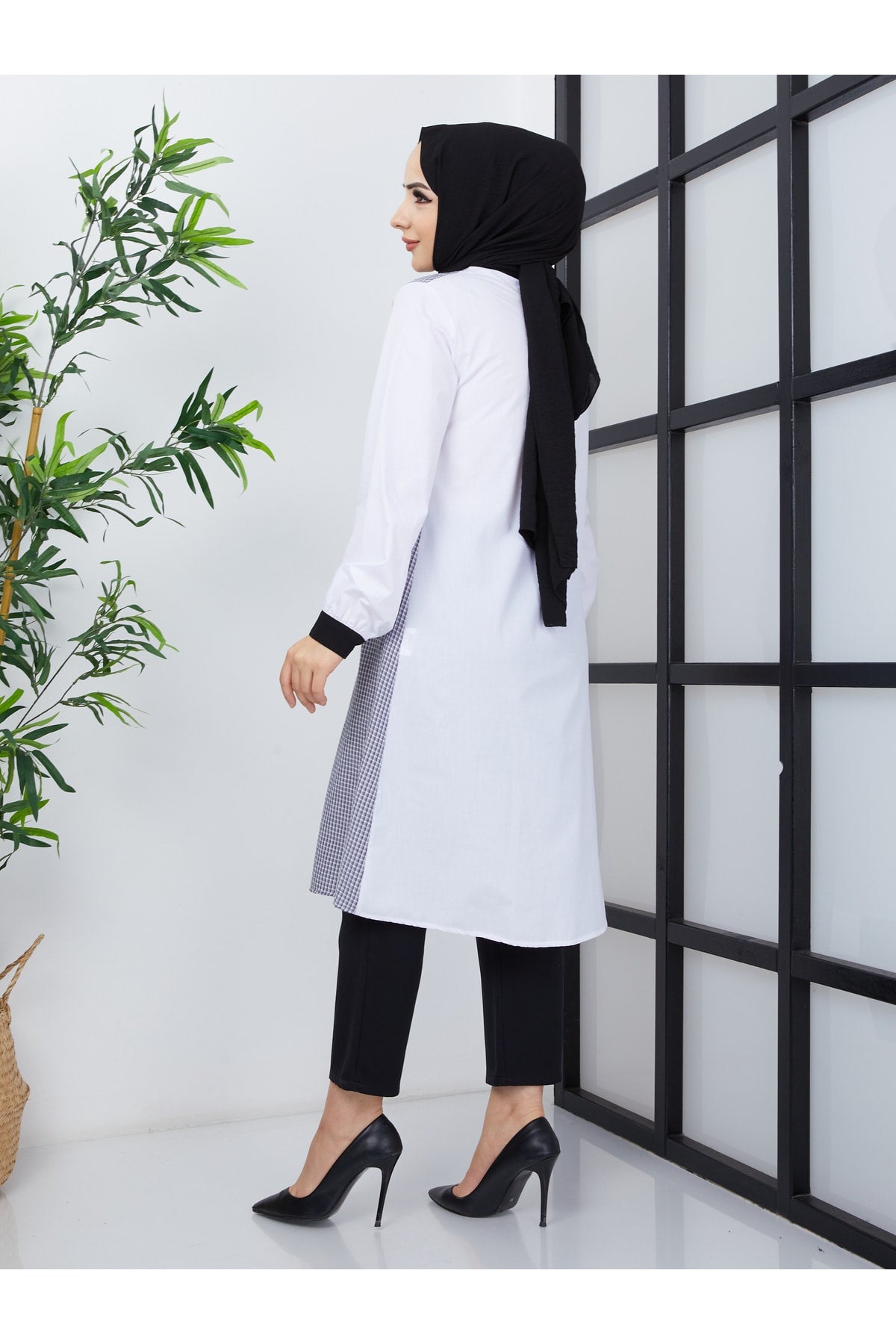 تونيك BELLİNA لون أبيض