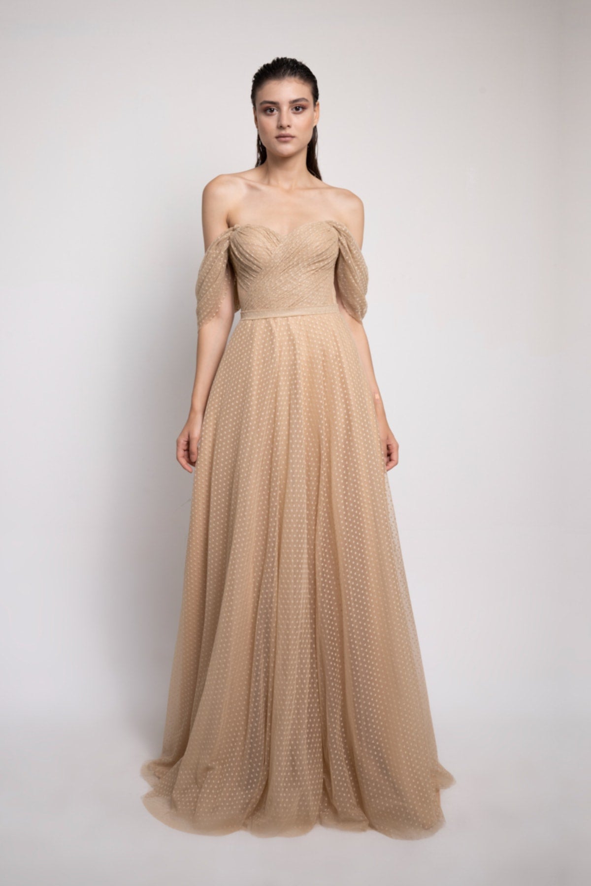 فستان سهرة Lenta Moda لون بيج
