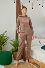 طقم بيجاما Siyah İnci لون بني