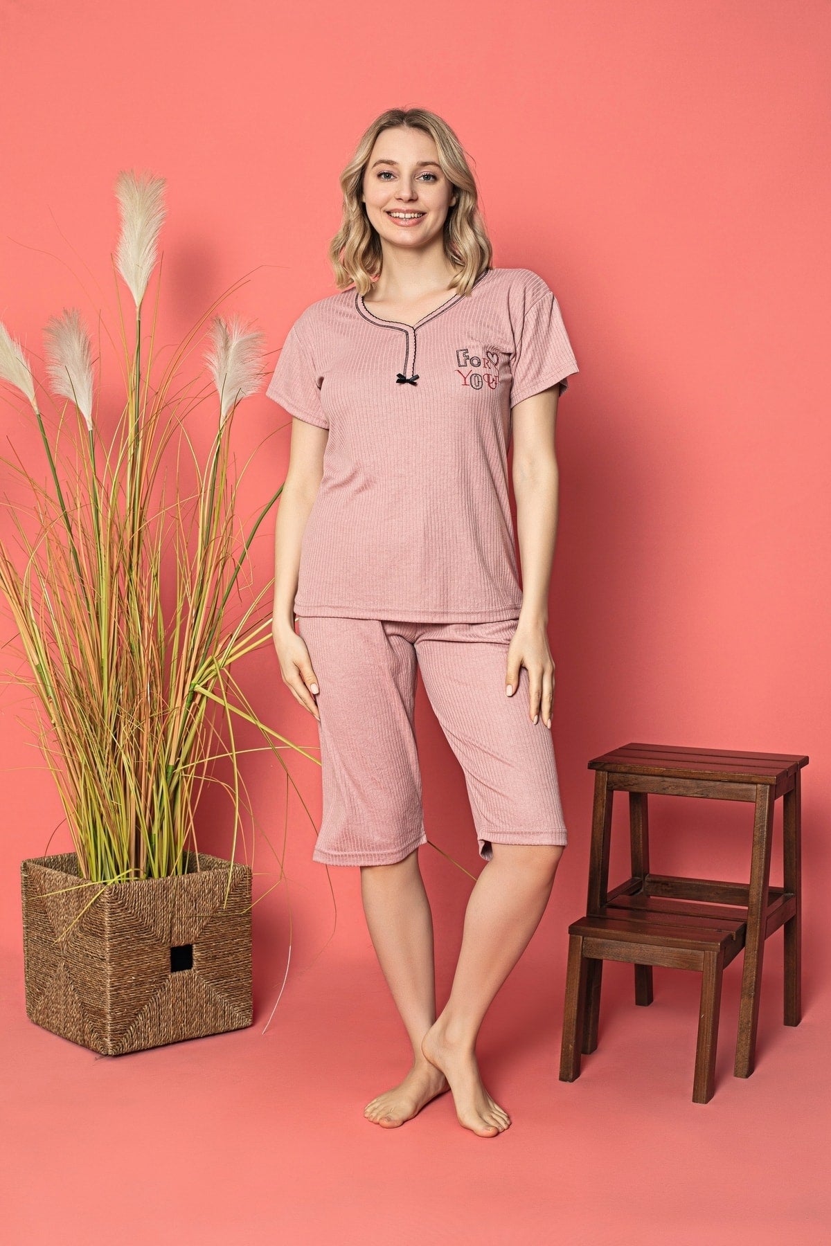 طقم بيجاما LİLA İÇ GİYİM لون زهري