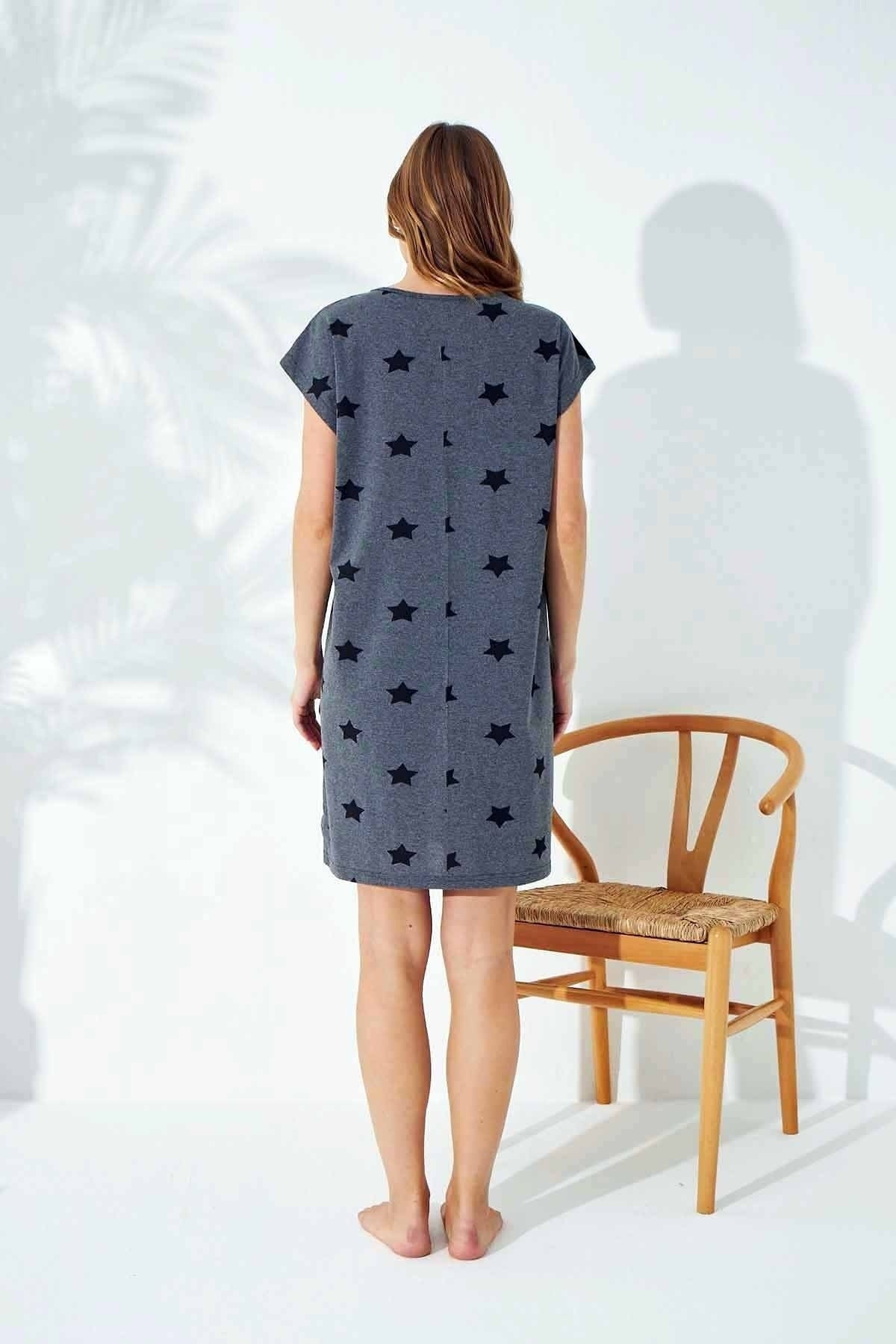 قميص النوم Siyah İnci لون رمادي