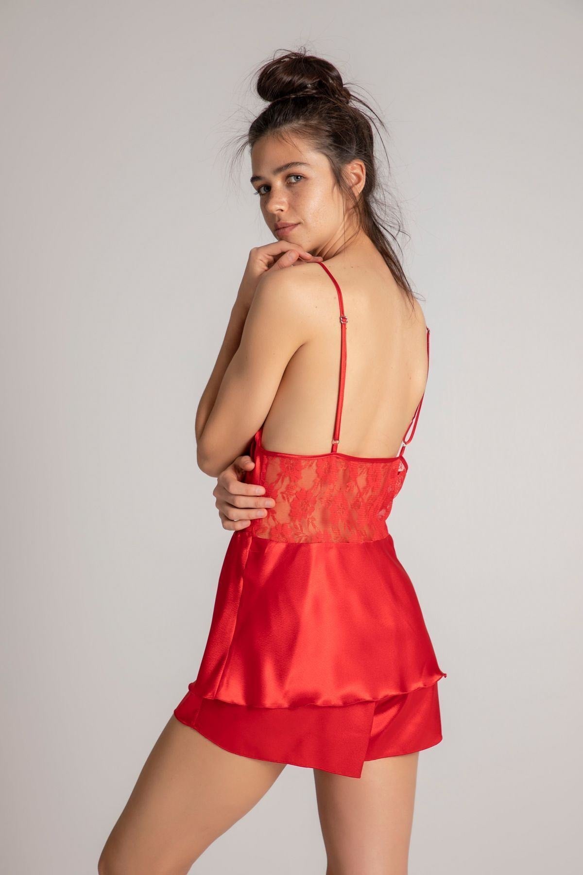 طقم بيجاما Siyah İnci لون أحمر