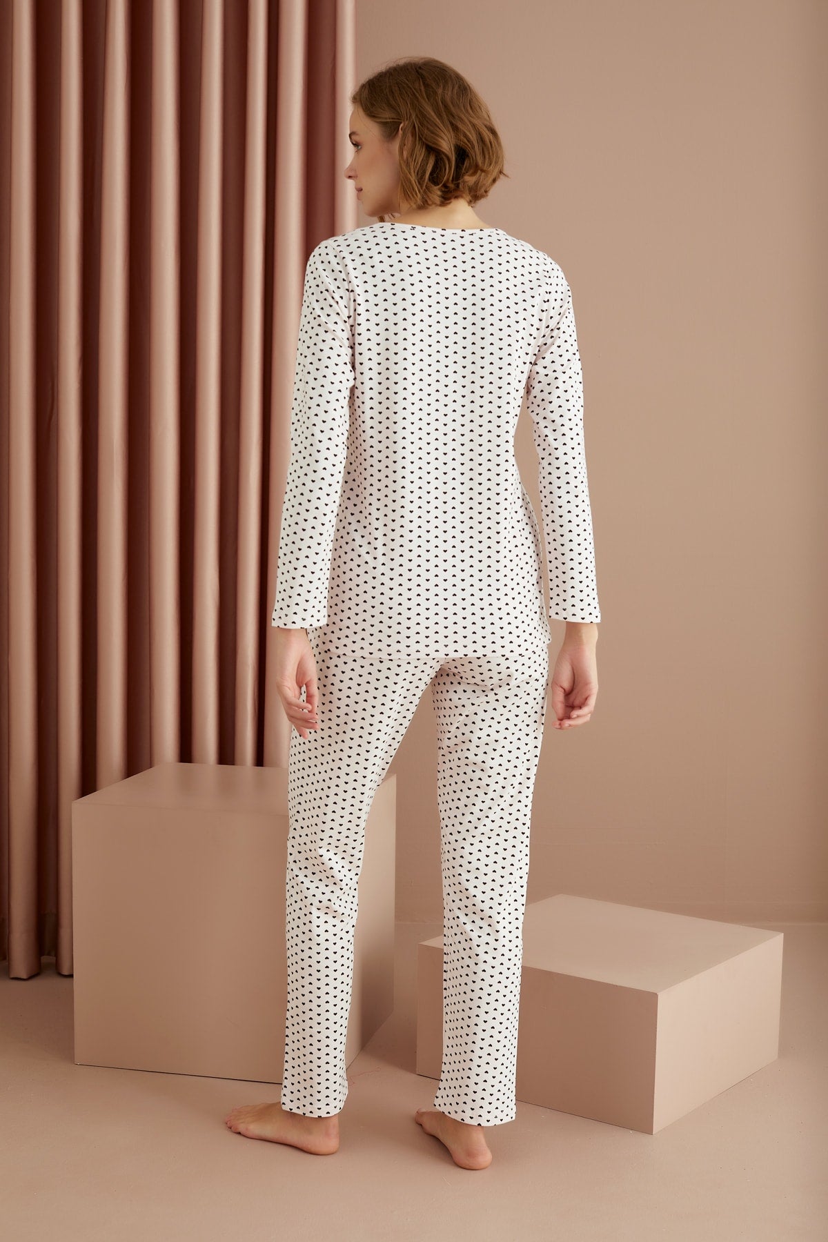 طقم بيجاما Siyah İnci لون أبيض