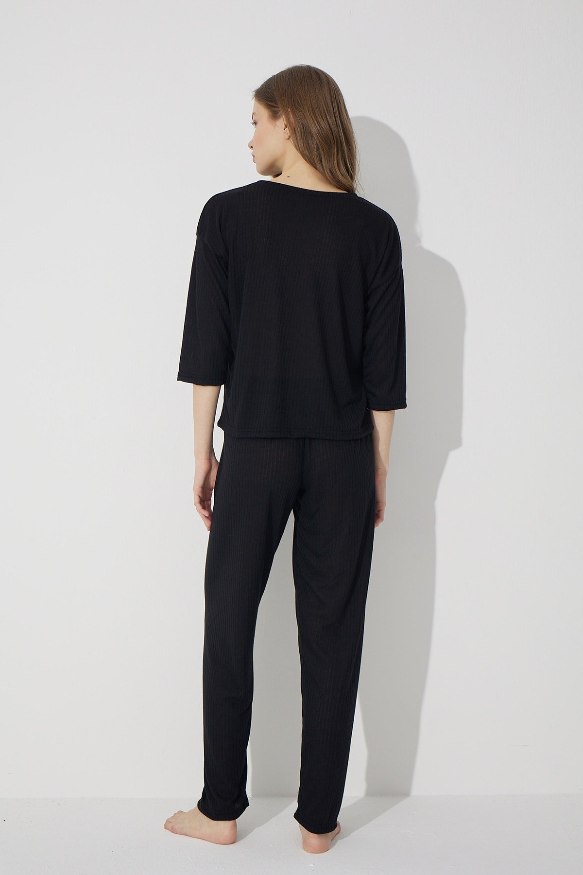 طقم بيجاما Siyah İnci لون أسود