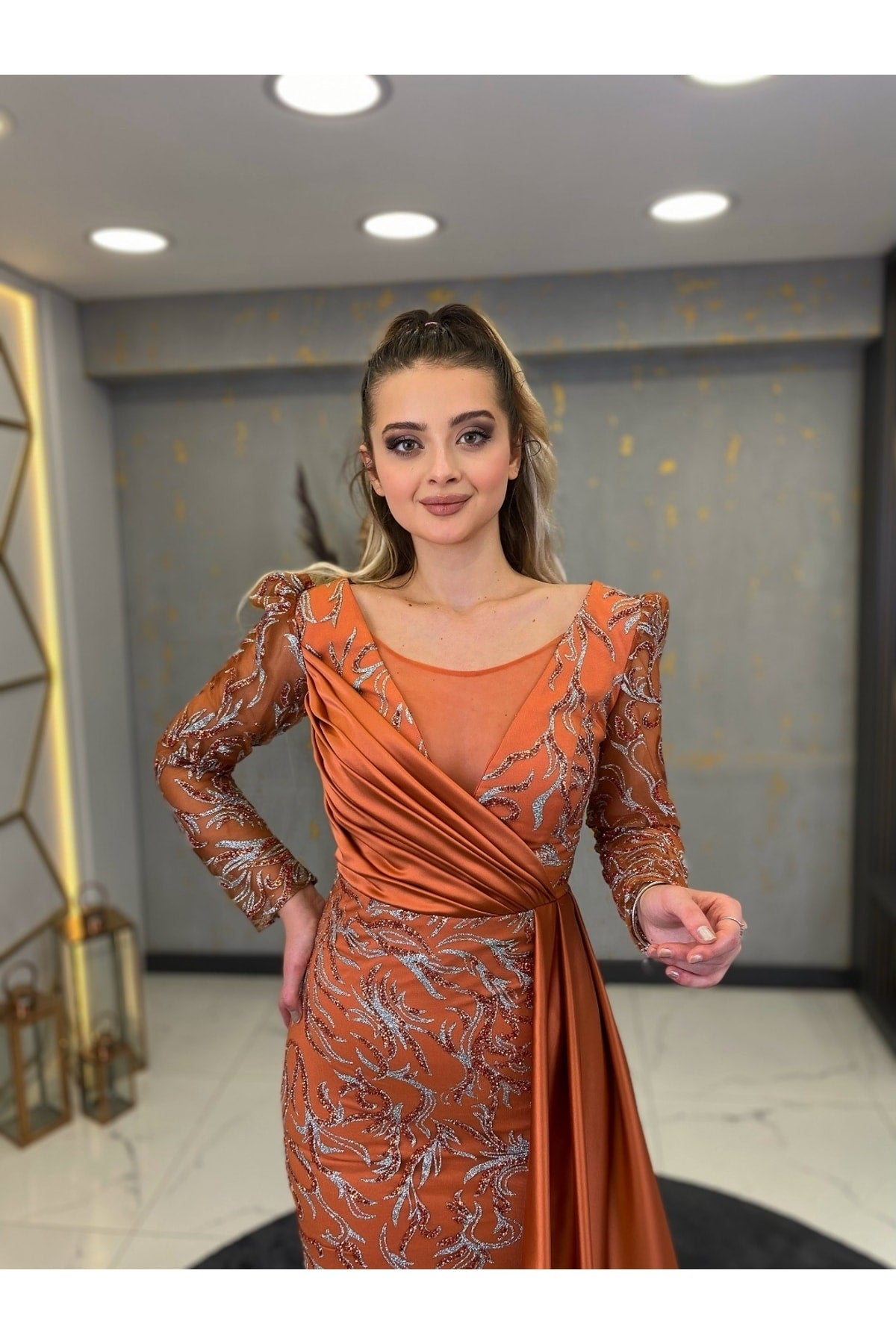 فستان سهرة PİENNAR لون برتقالي