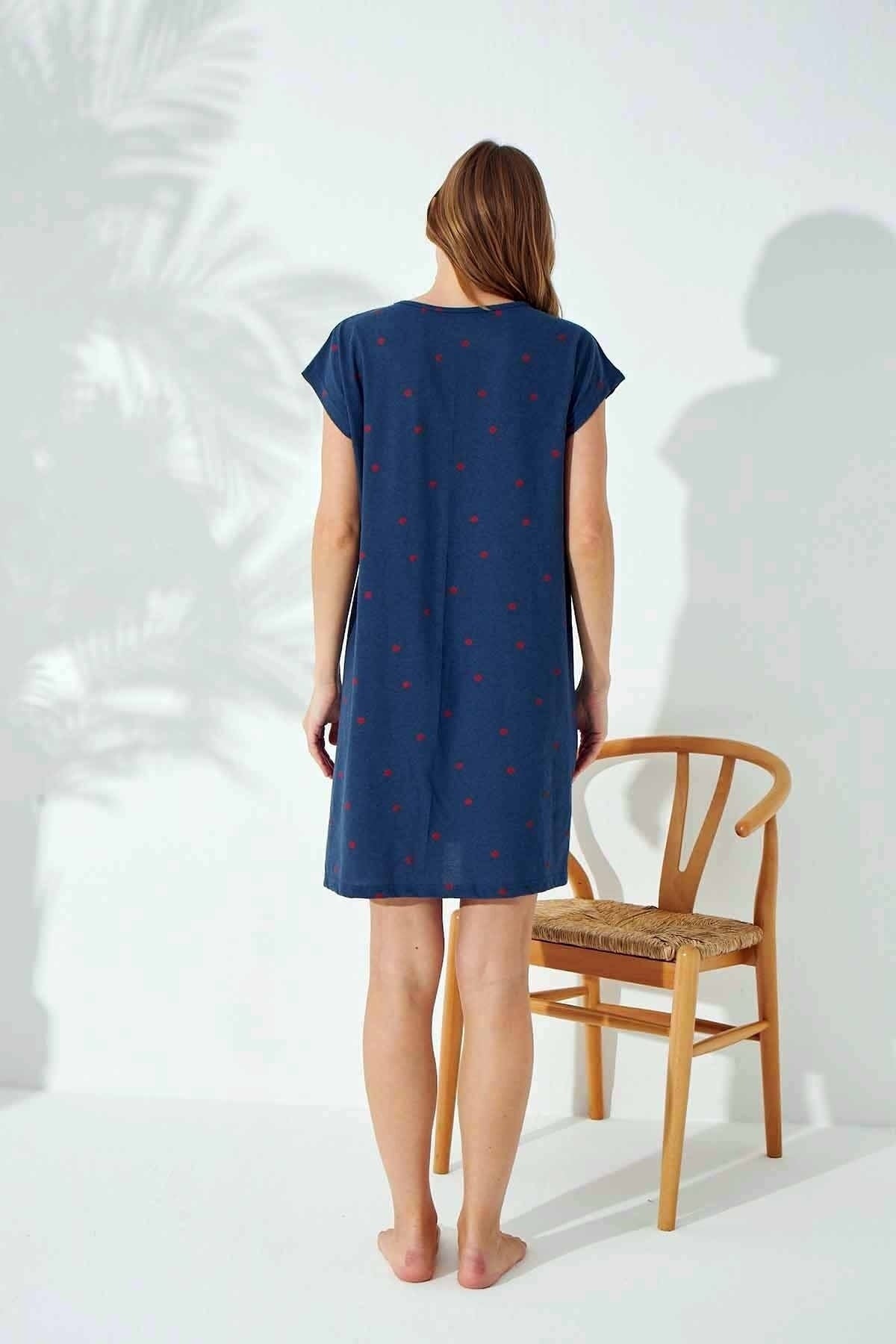 قميص النوم Siyah İnci لون أزرق غامق