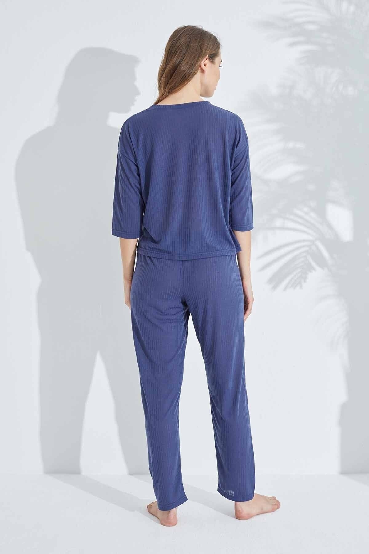 طقم بيجاما Siyah İnci لون أزرق غامق