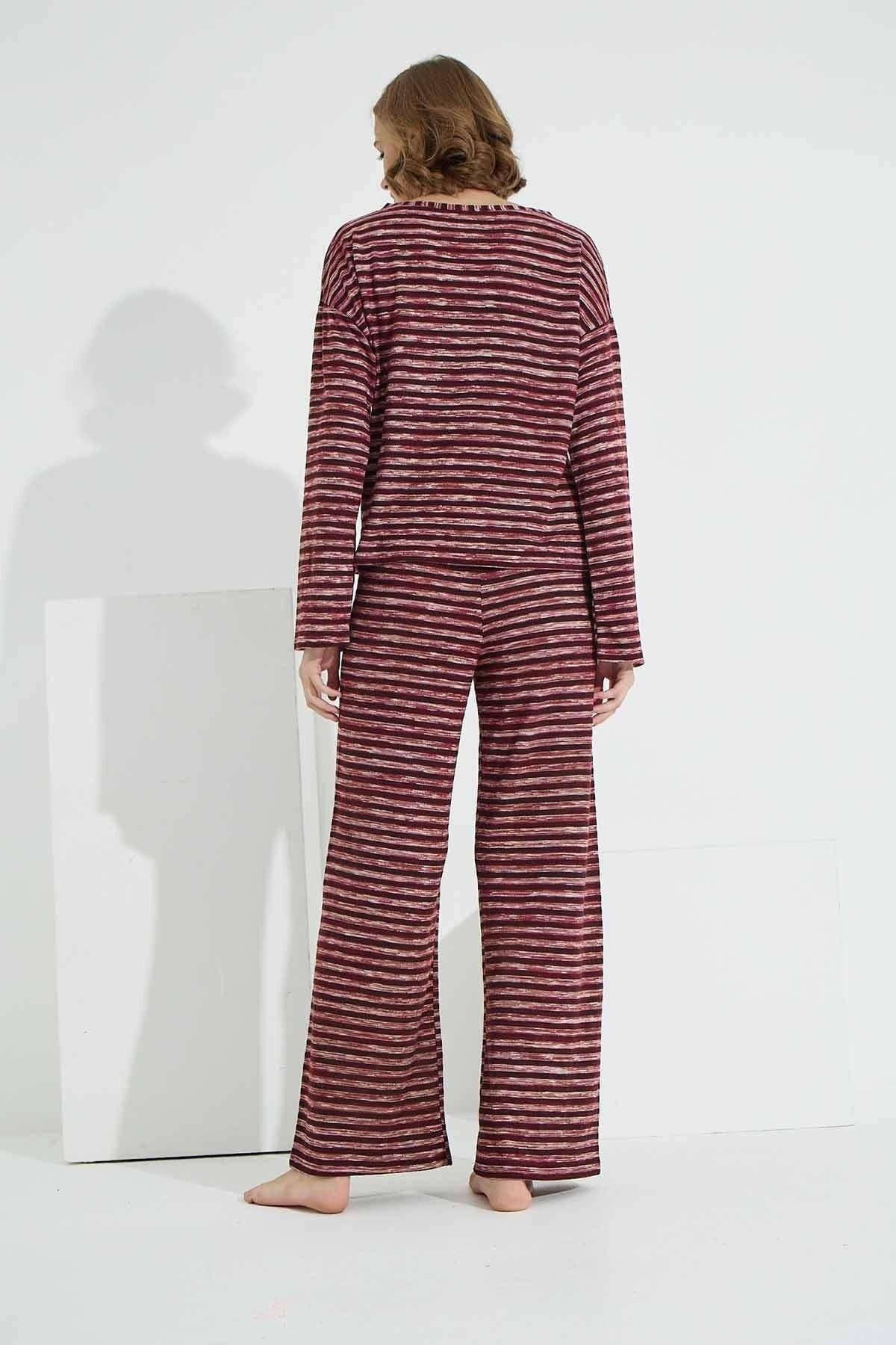 طقم بيجاما Siyah İnci لون بوردو