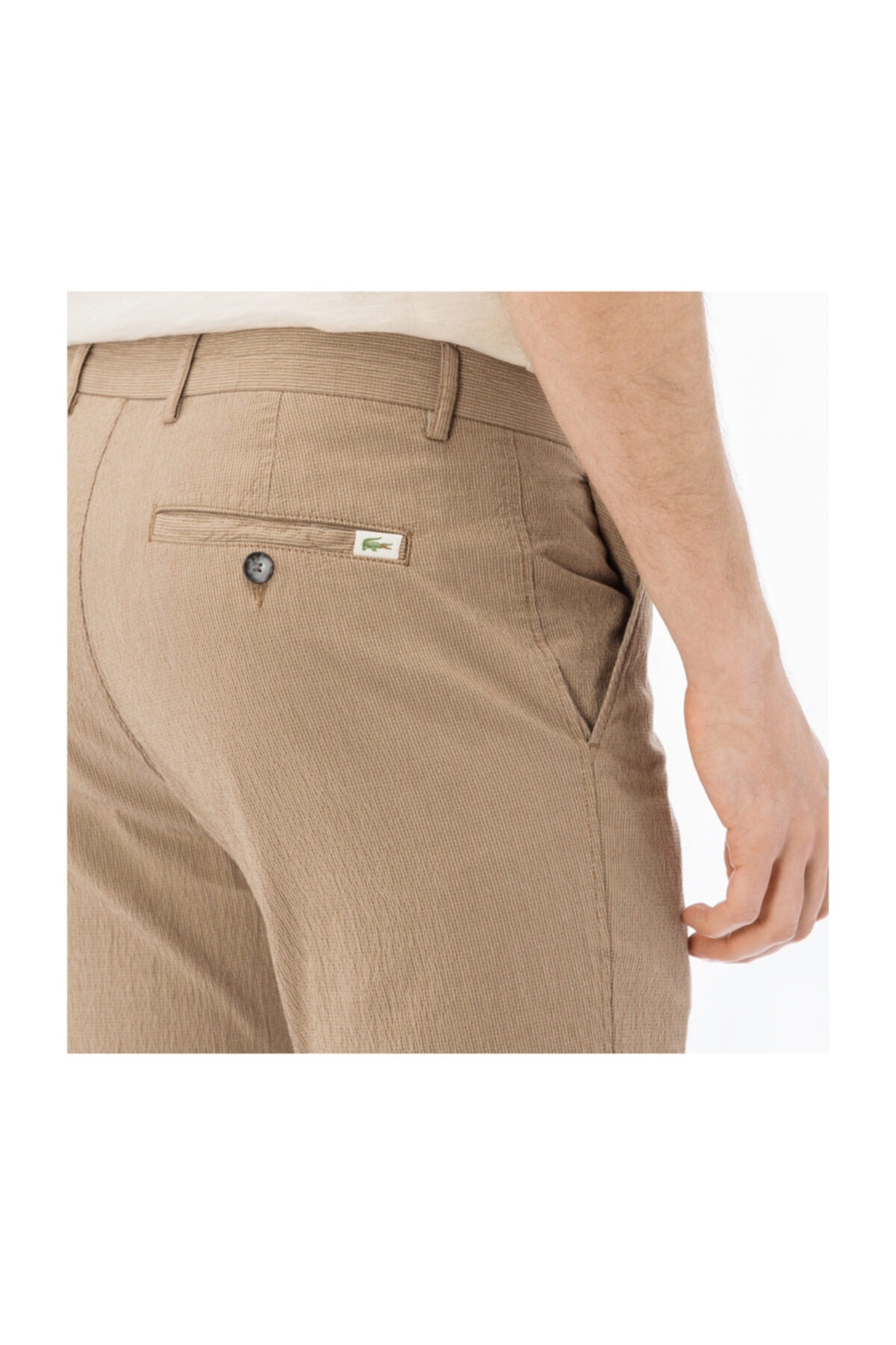 بنطال Lacoste لون بيج